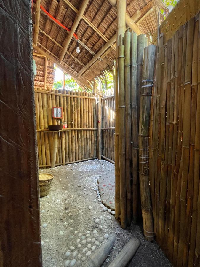 Tribal Huts Community Daanbantayan Quarto foto