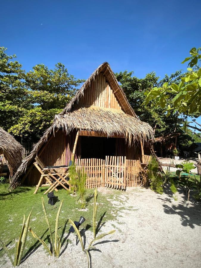 Tribal Huts Community Daanbantayan Exterior foto
