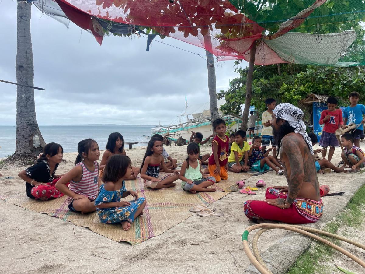 Tribal Huts Community Daanbantayan Exterior foto