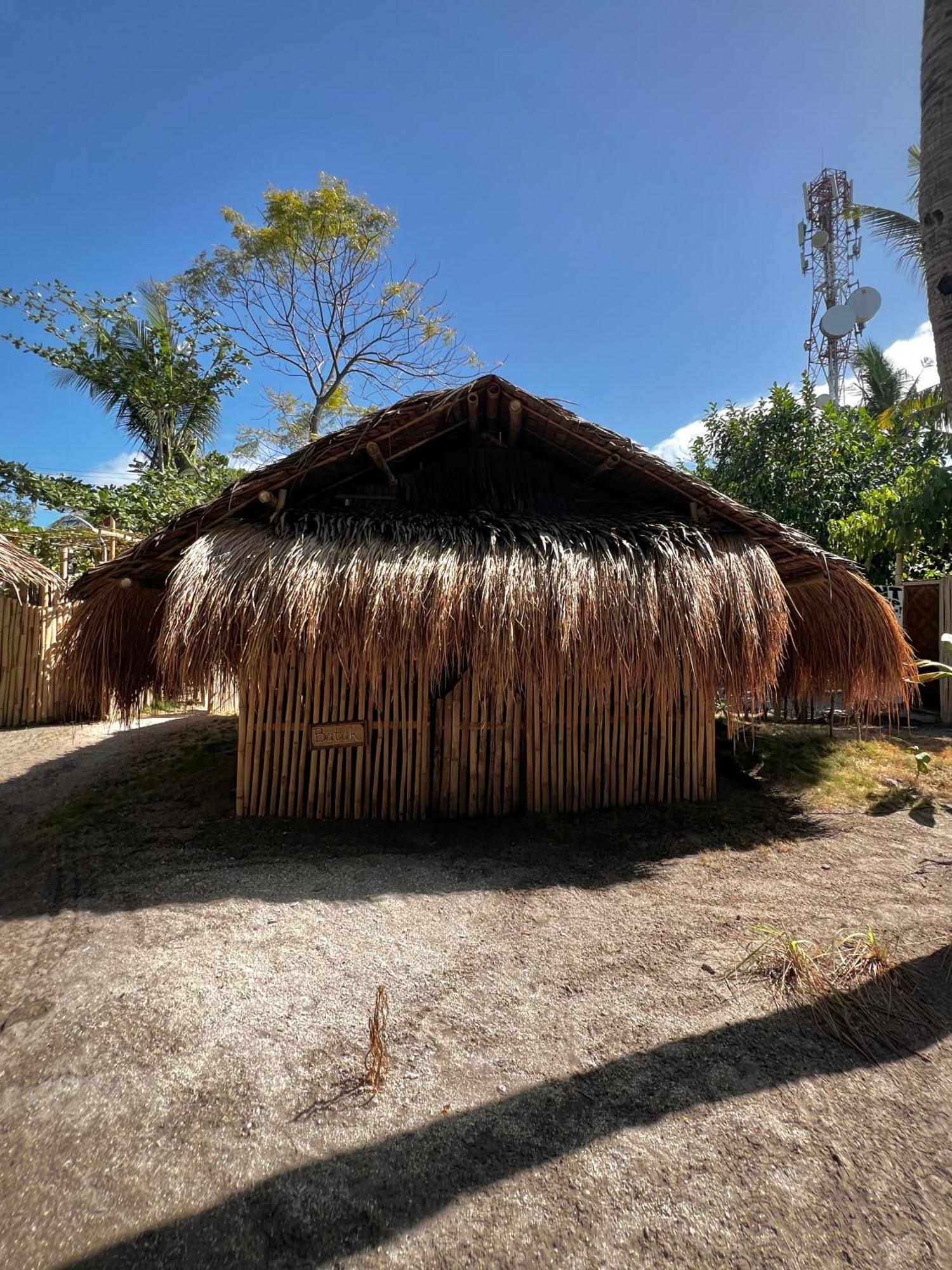 Tribal Huts Community Daanbantayan Exterior foto